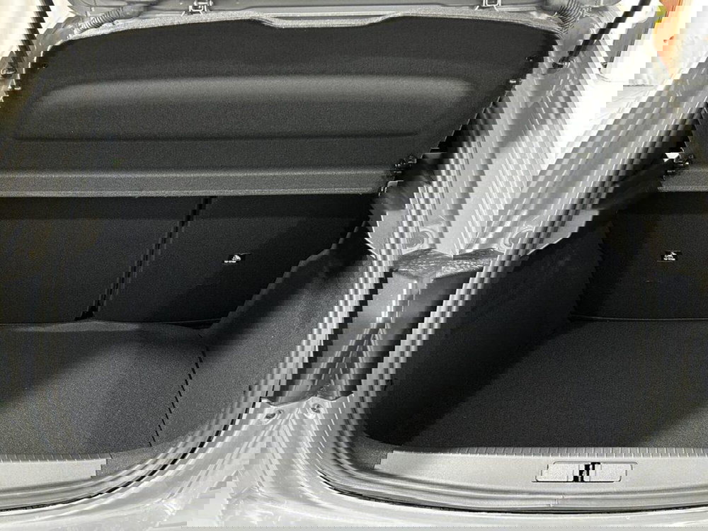 Peugeot 208 nuova a Sondrio (15)