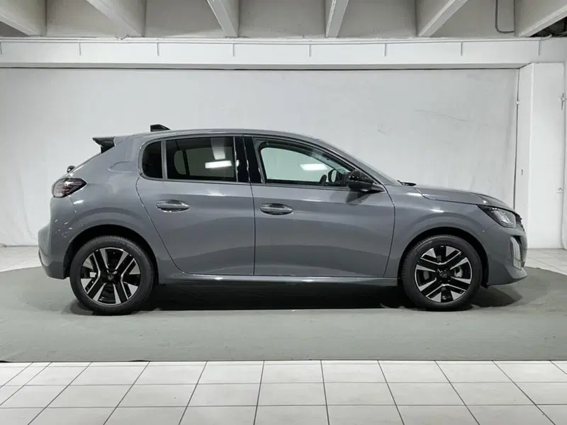 Peugeot 208 nuova a Sondrio (6)