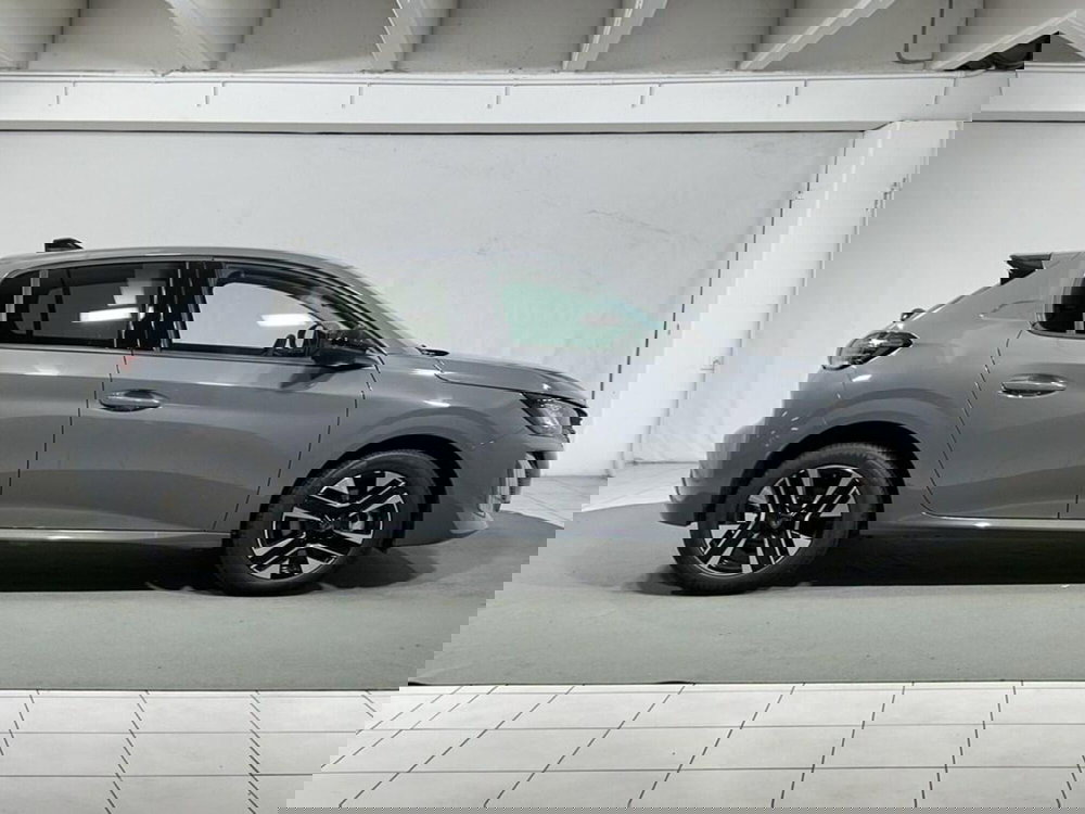 Peugeot 208 nuova a Sondrio (6)