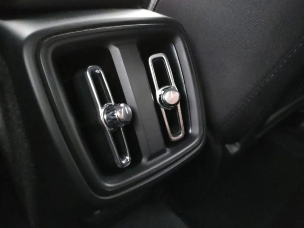 Volvo XC40 usata a Modena (9)