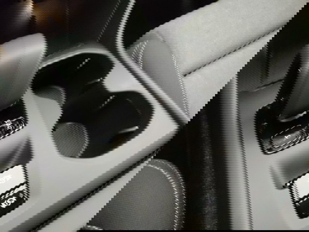 Volvo XC40 usata a Modena (18)