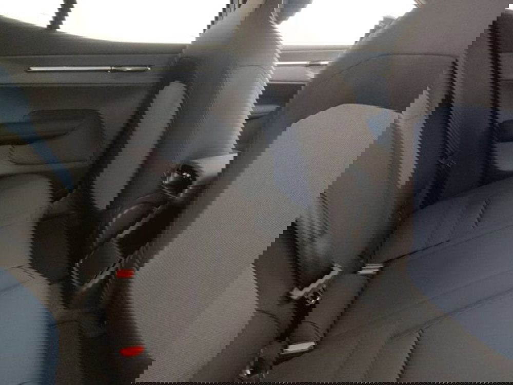 Volvo EX30 Cross Country nuova a Modena (11)