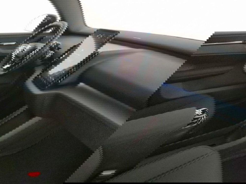 Volvo EX30 Cross Country nuova a Modena (12)