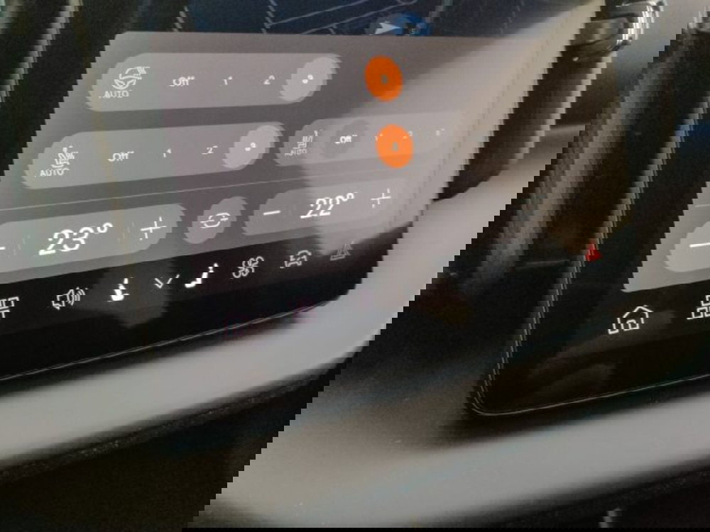 Volvo EX30 Cross Country nuova a Modena (20)