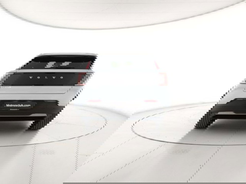 Volvo EX30 Cross Country nuova a Modena (4)