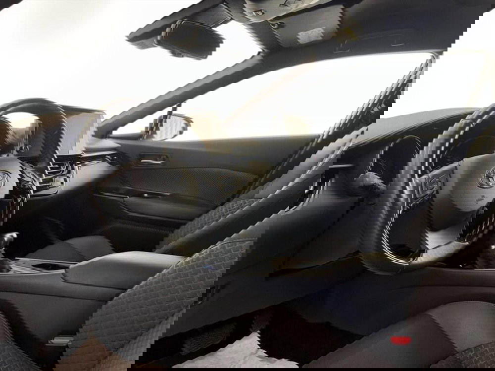 Toyota Toyota C-HR usata a Monza e Brianza (12)