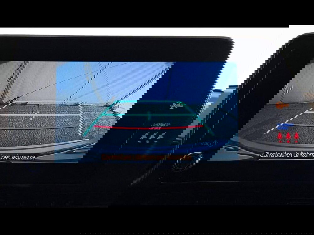 Toyota Toyota C-HR usata a Monza e Brianza (13)