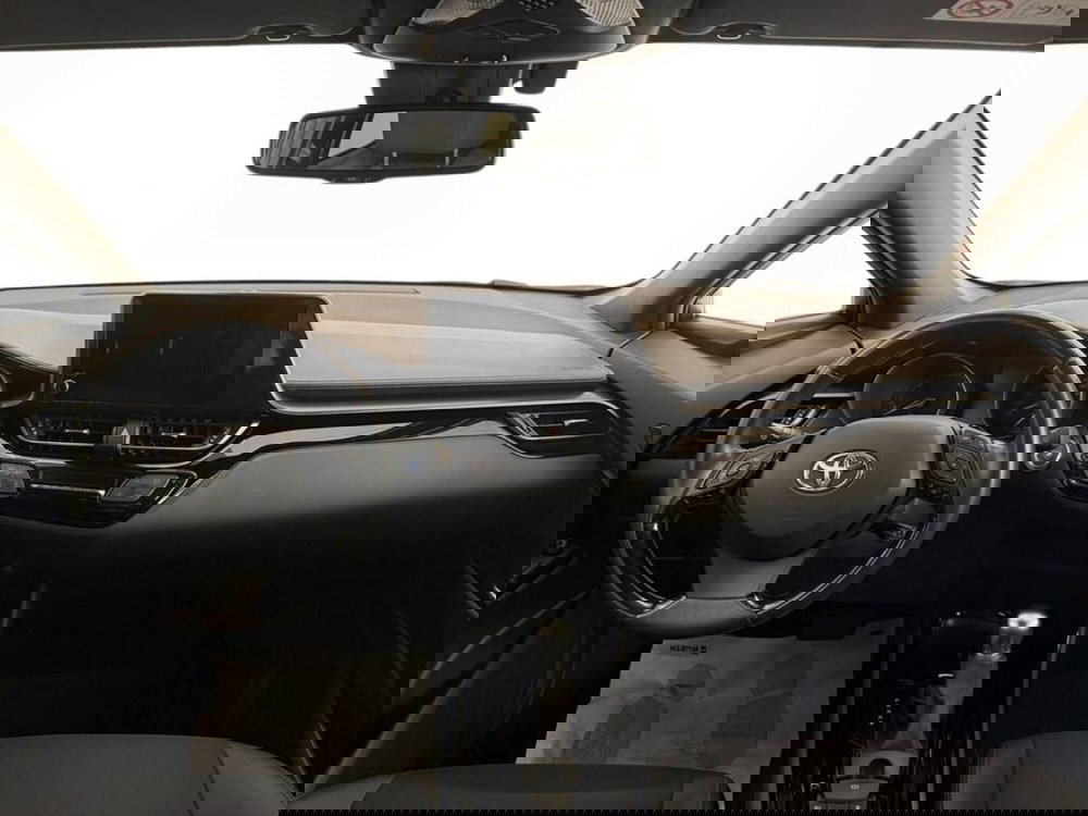 Toyota Toyota C-HR usata a Monza e Brianza (9)