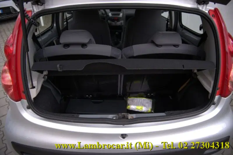 Peugeot 107 usata a Milano (11)