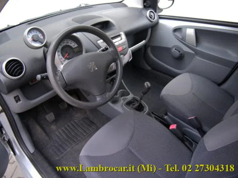 Peugeot 107 usata a Milano (3)