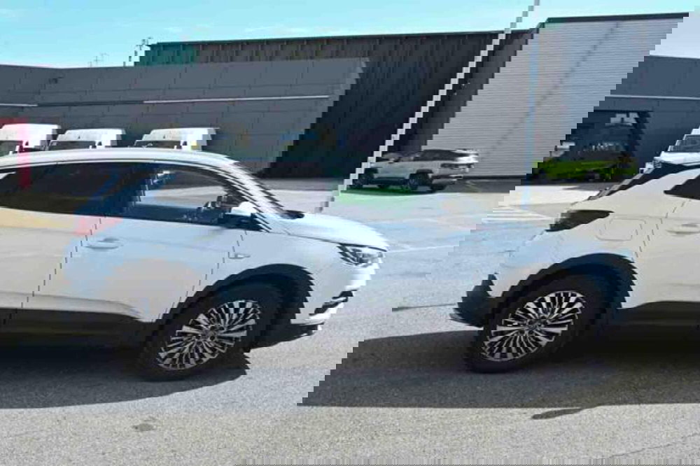 Opel Grandland X usata a Torino (4)