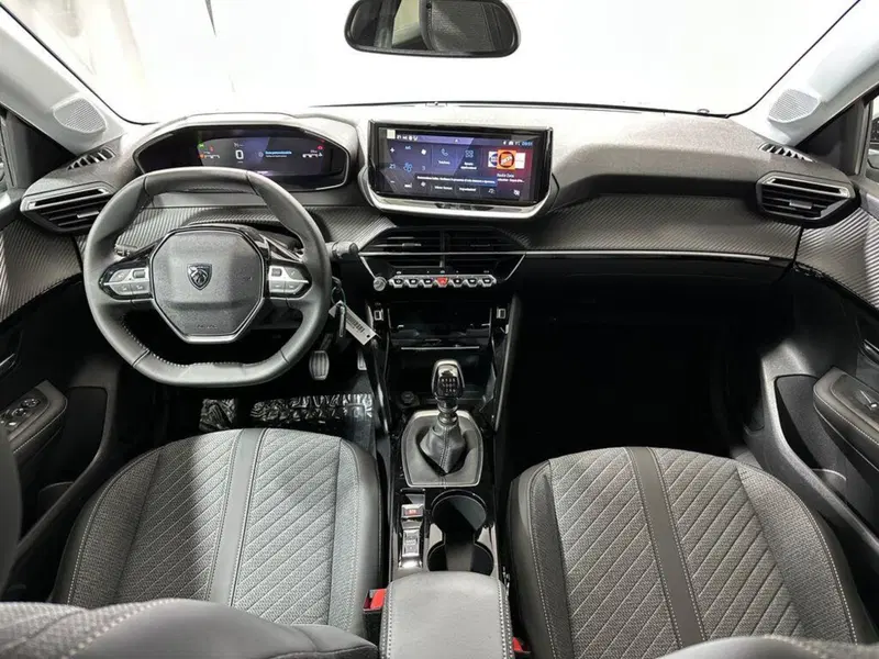 Peugeot 208 nuova a Sondrio (12)