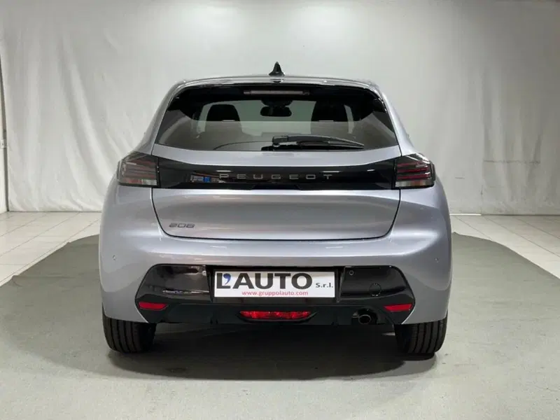 Peugeot 208 nuova a Sondrio (4)