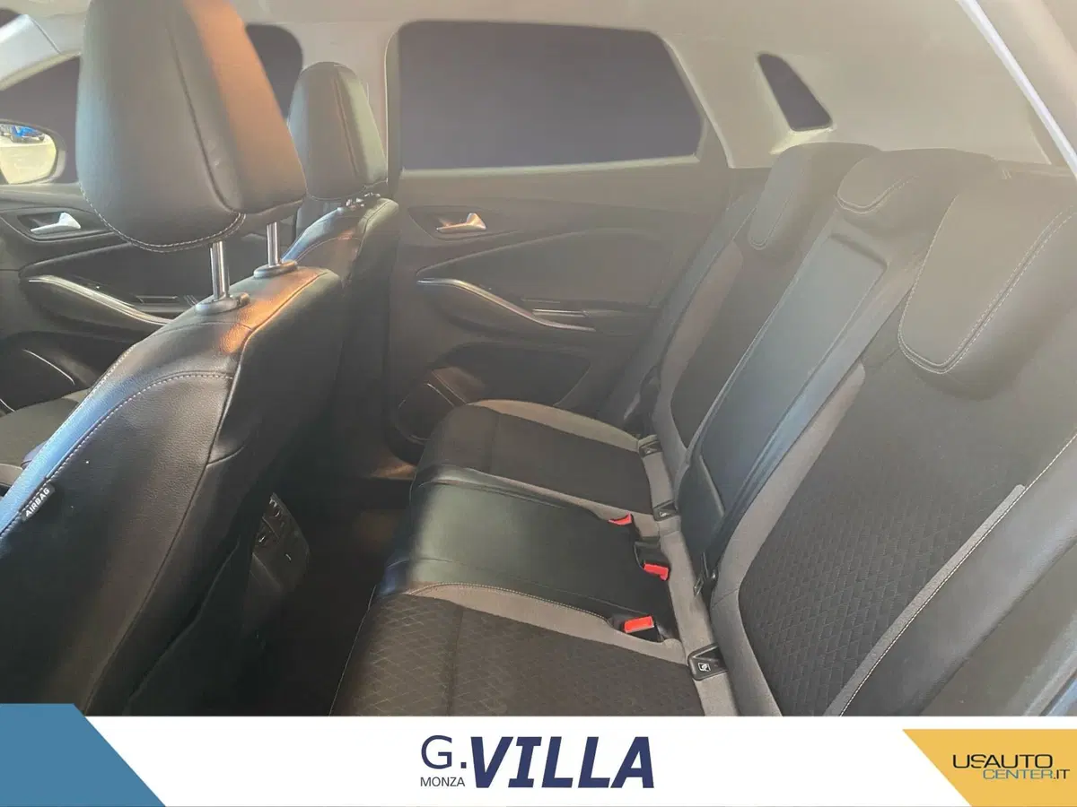 Opel Grandland X usata a Milano (14)