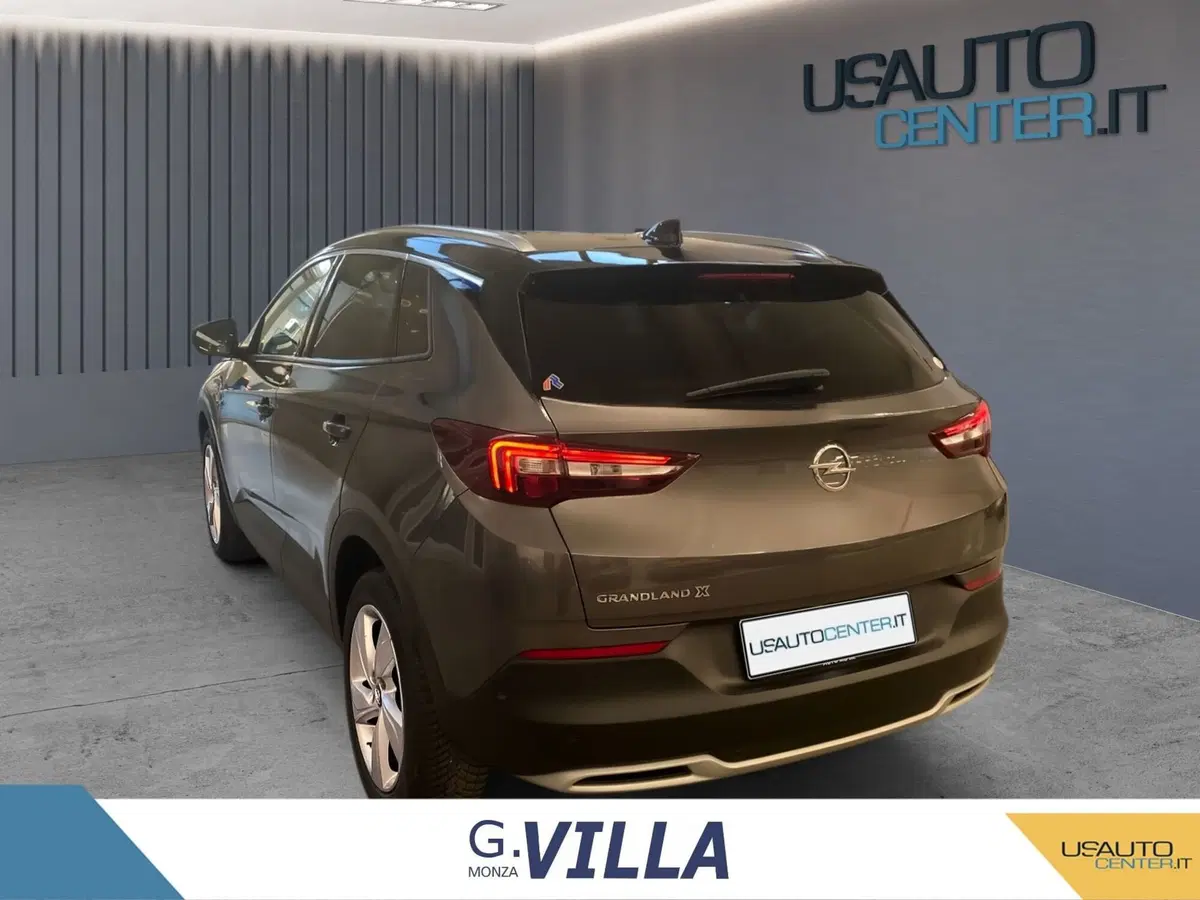 Opel Grandland X usata a Milano (5)