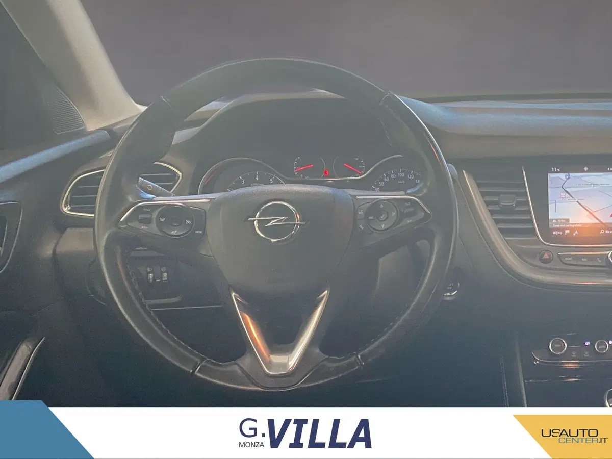 Opel Grandland X usata a Milano (9)