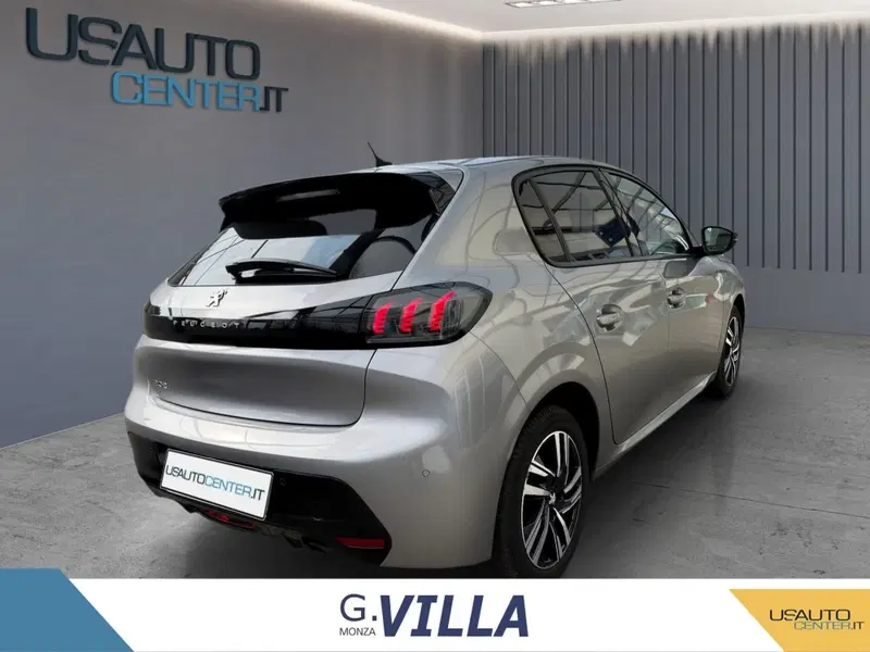 Peugeot 208 usata a Milano (4)