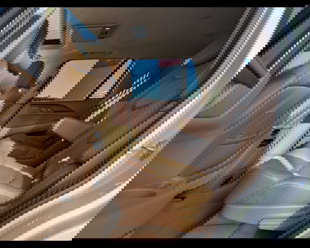 Cadillac Escalade(2015-2019) usata a Treviso (15)