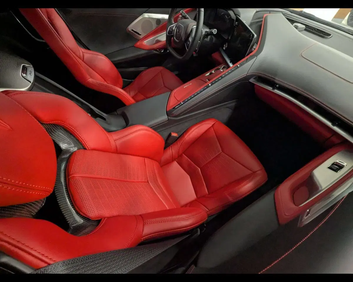 Chevrolet Corvette Stingray nuova a Treviso (12)