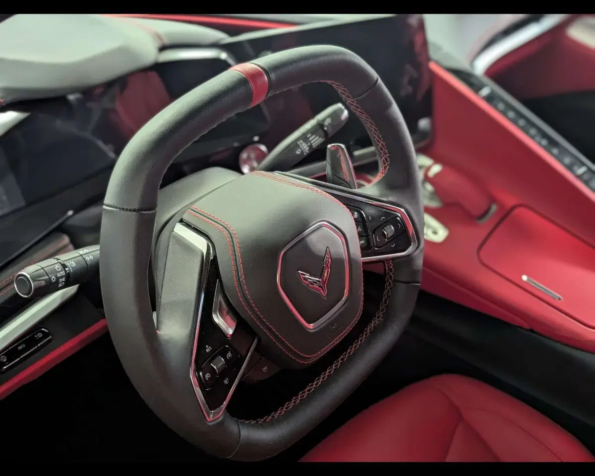 Chevrolet Corvette Stingray nuova a Treviso (7)