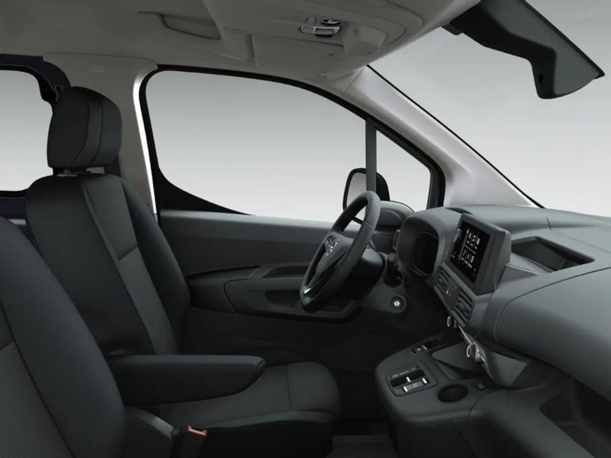 Opel Zafira Life nuova a Treviso (3)