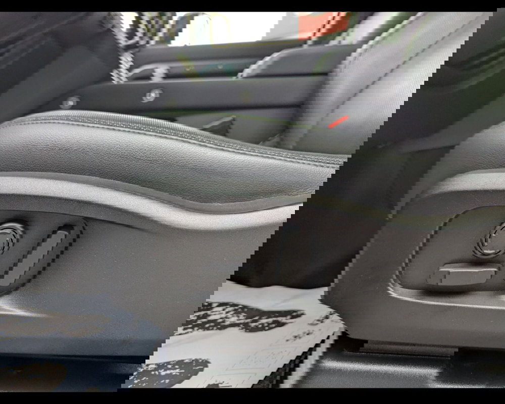 Land Rover Defender usata a Treviso (14)