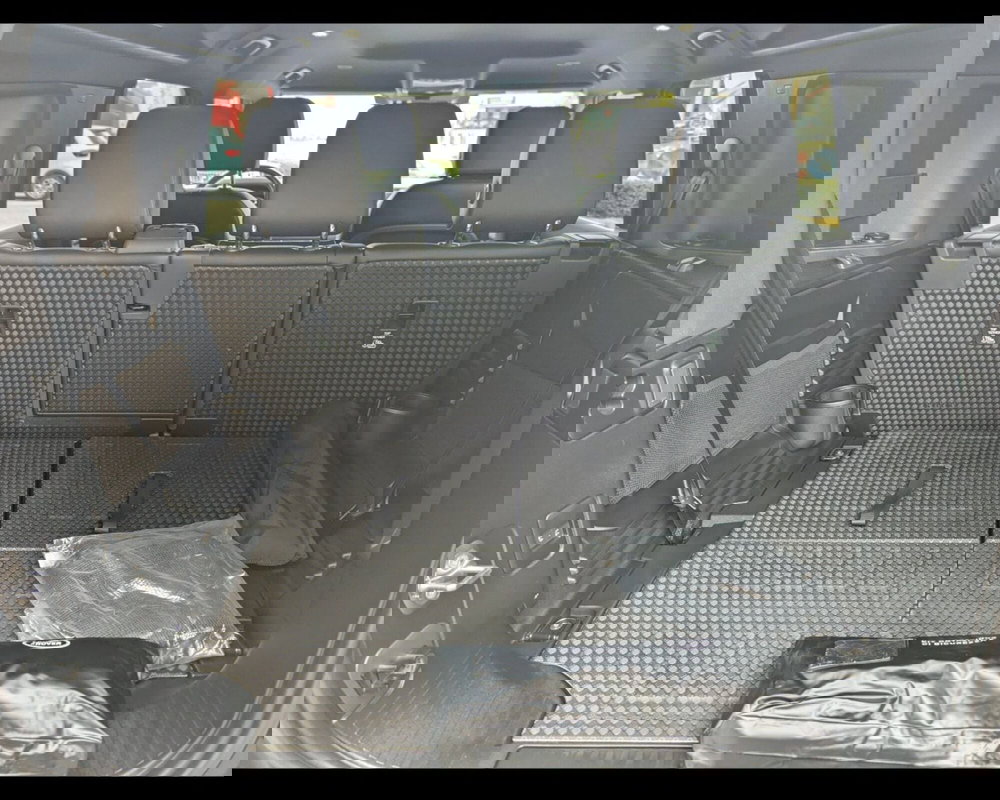 Land Rover Defender usata a Treviso (6)