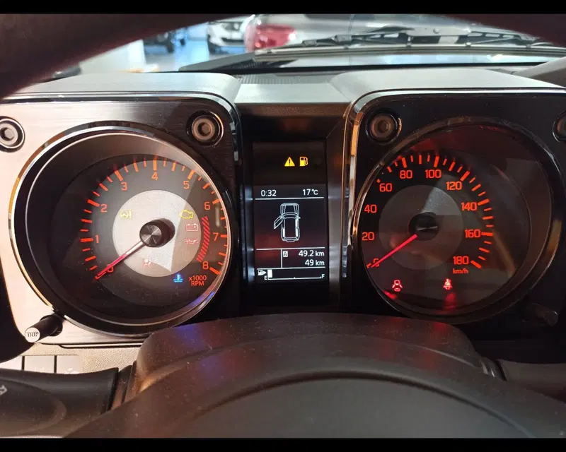 Suzuki Jimny nuova a Treviso (3)