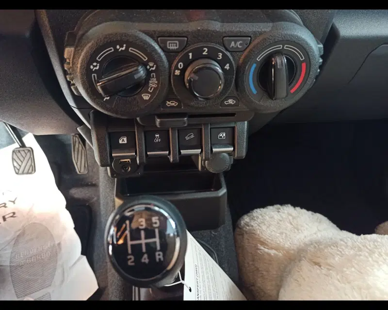 Suzuki Jimny nuova a Treviso (4)