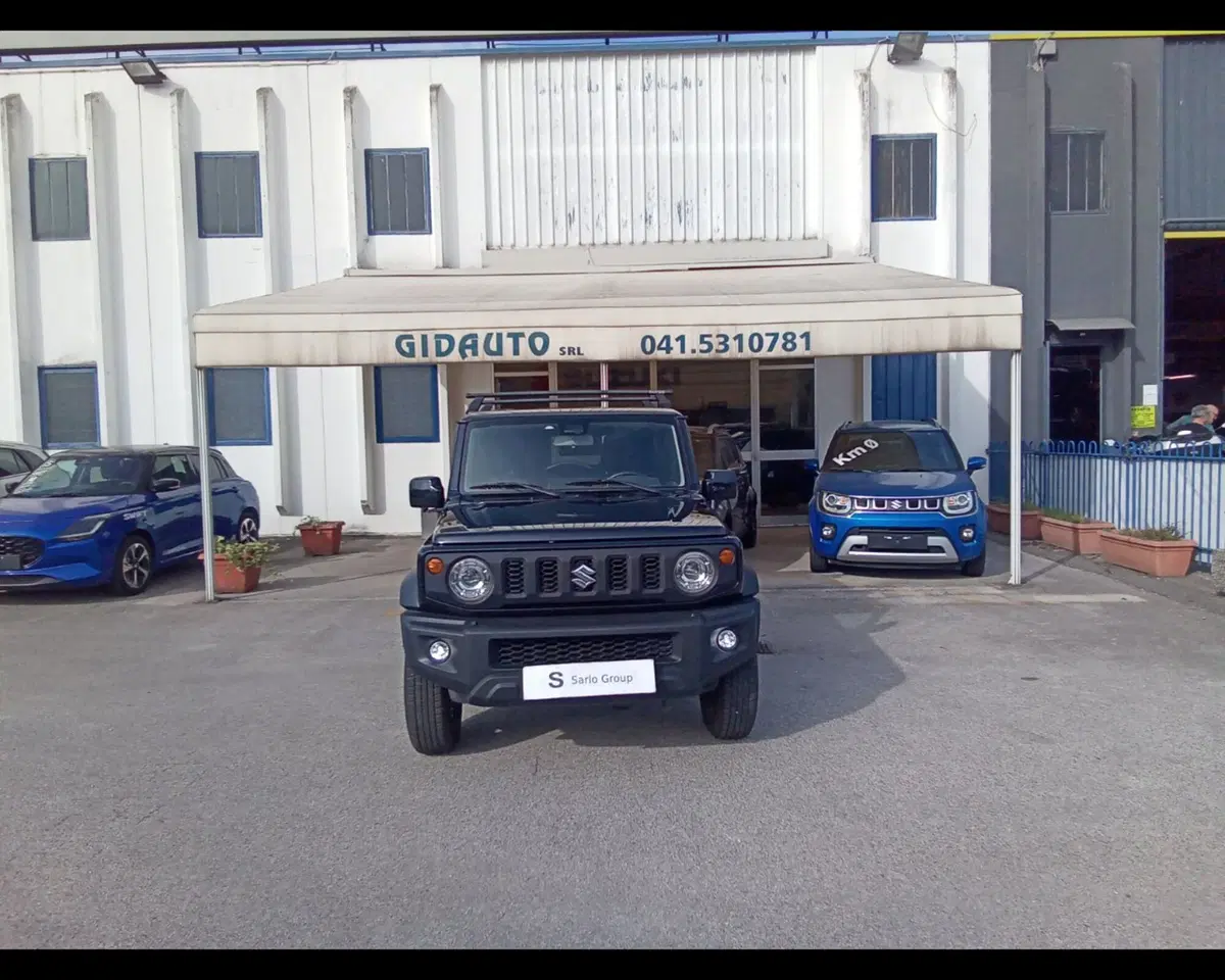 Suzuki Jimny usata a Venezia (13)