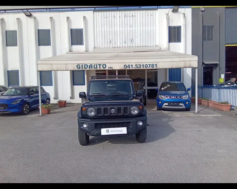 Suzuki Jimny usata a Venezia (13)