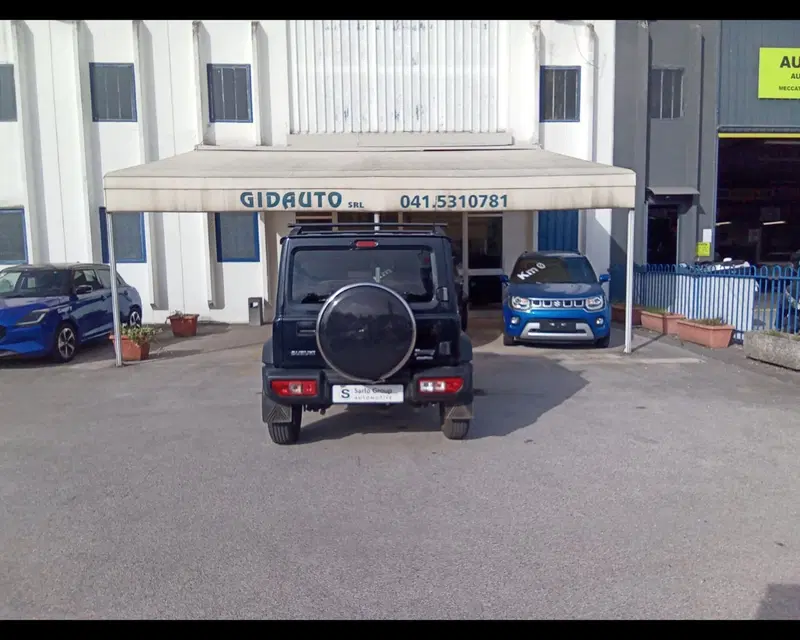 Suzuki Jimny usata a Venezia (15)