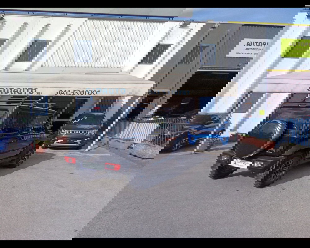 Suzuki Jimny usata a Venezia (20)