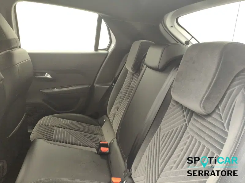 Lancia Ypsilon usata a Como (13)