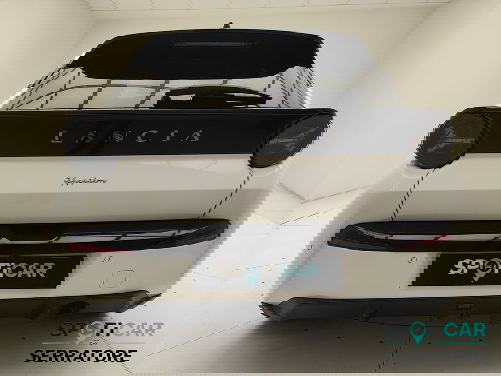 Lancia Ypsilon usata a Como (5)