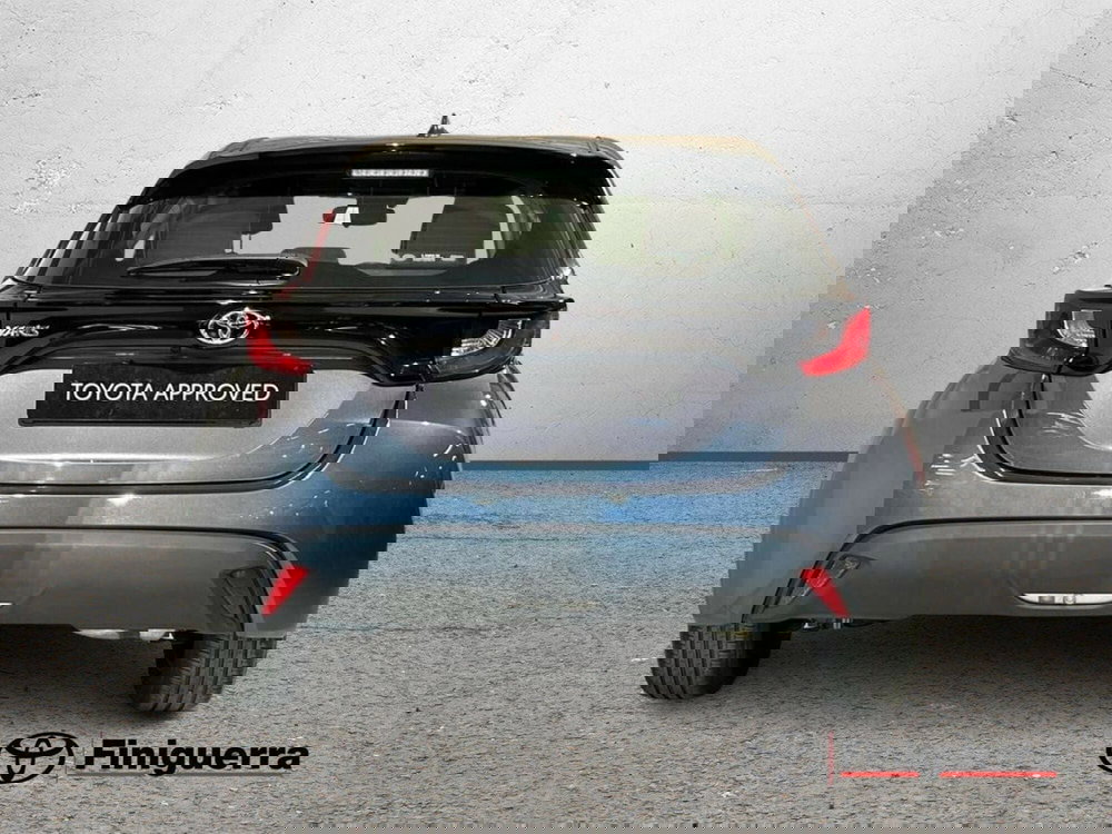 Toyota Yaris usata a Lecco (4)