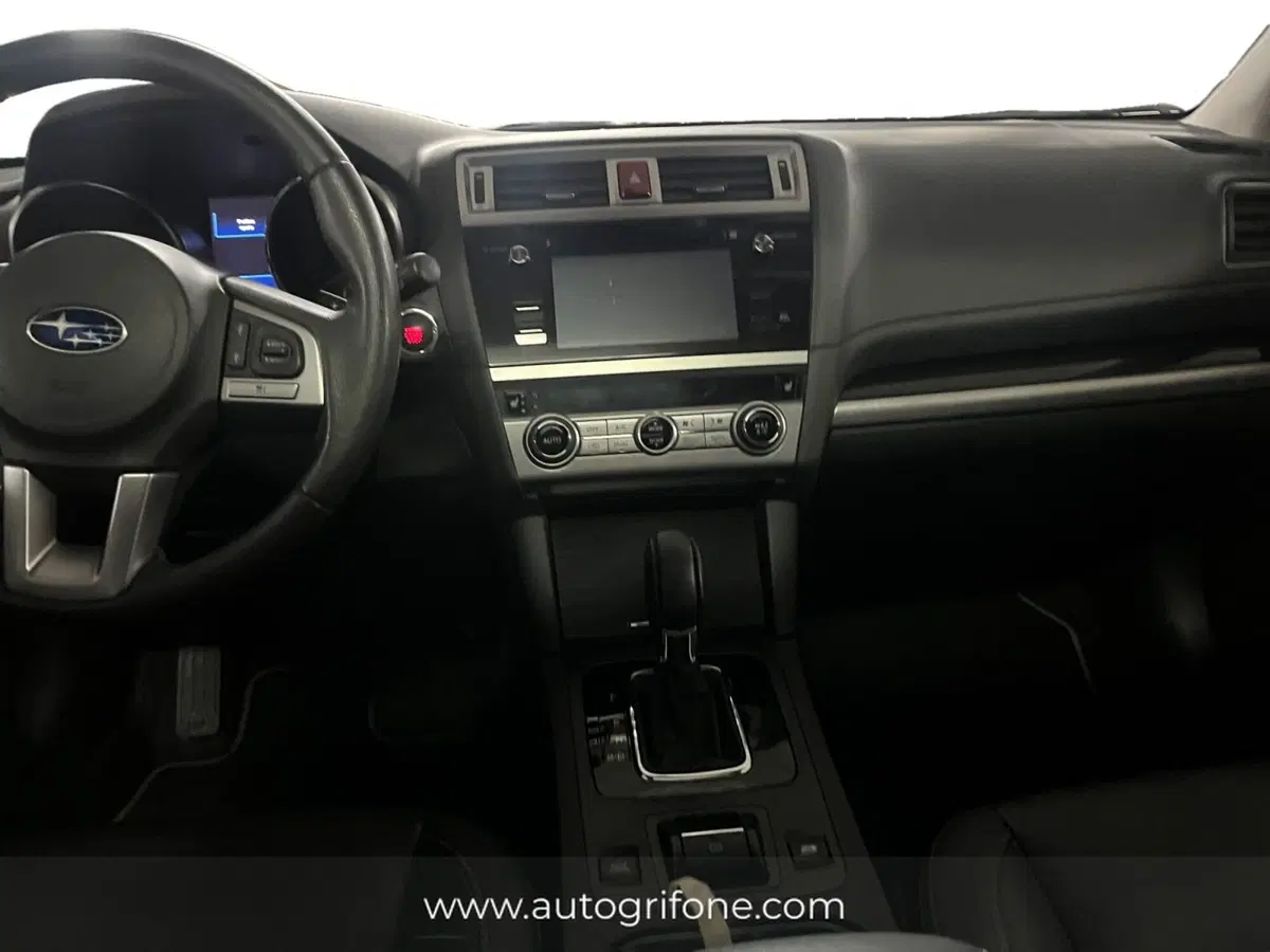 Subaru Outback usata a Modena (11)