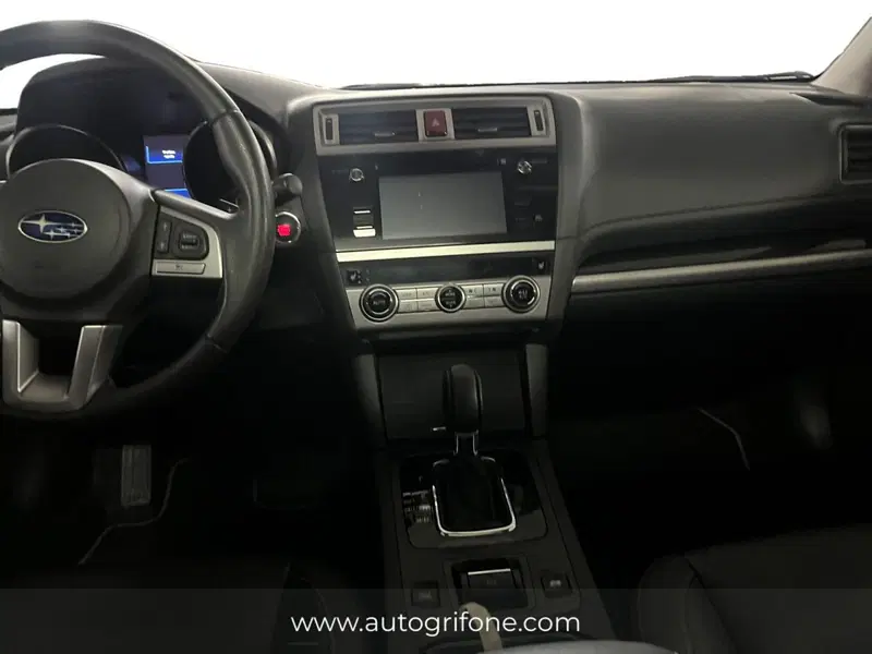 Subaru Outback usata a Modena (11)