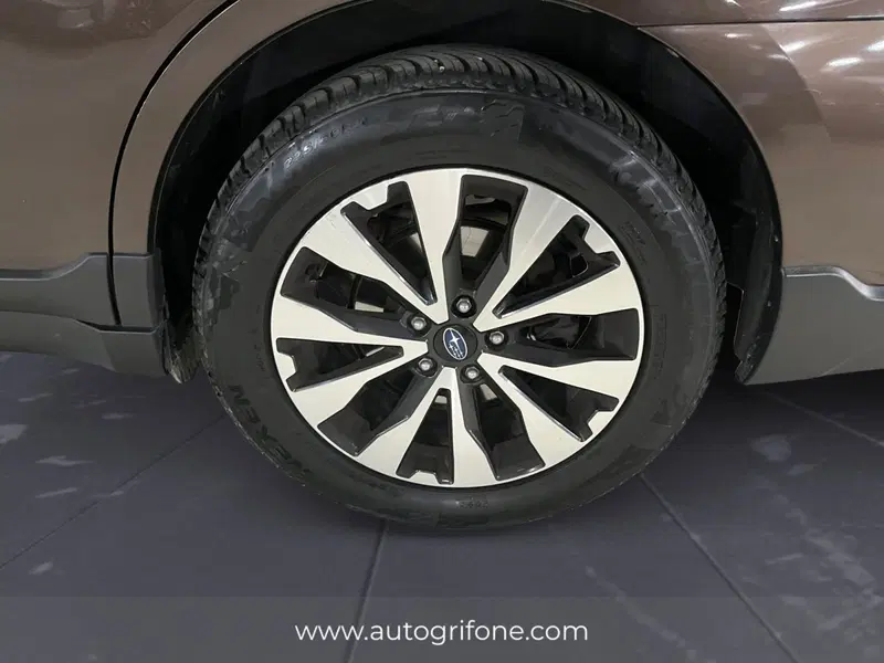 Subaru Outback usata a Modena (14)