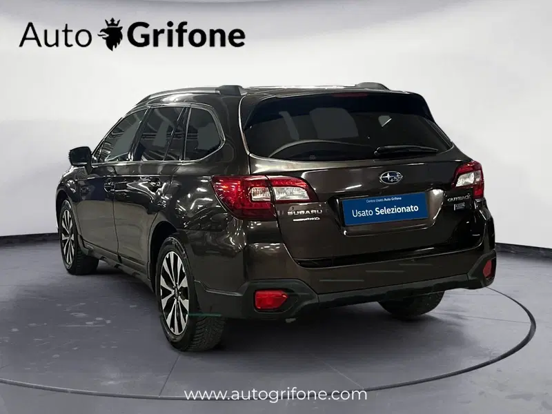 Subaru Outback usata a Modena (3)