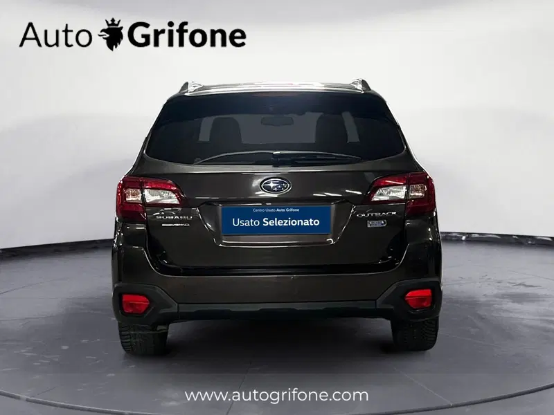 Subaru Outback usata a Modena (4)
