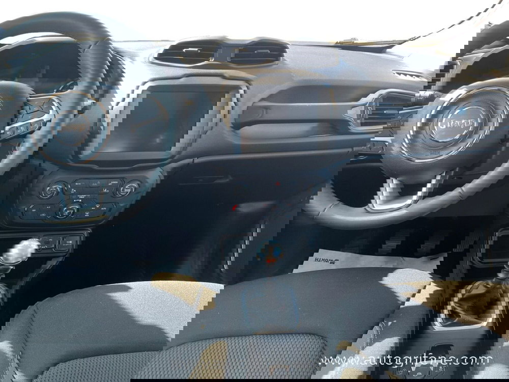 Jeep Renegade usata a Modena (11)