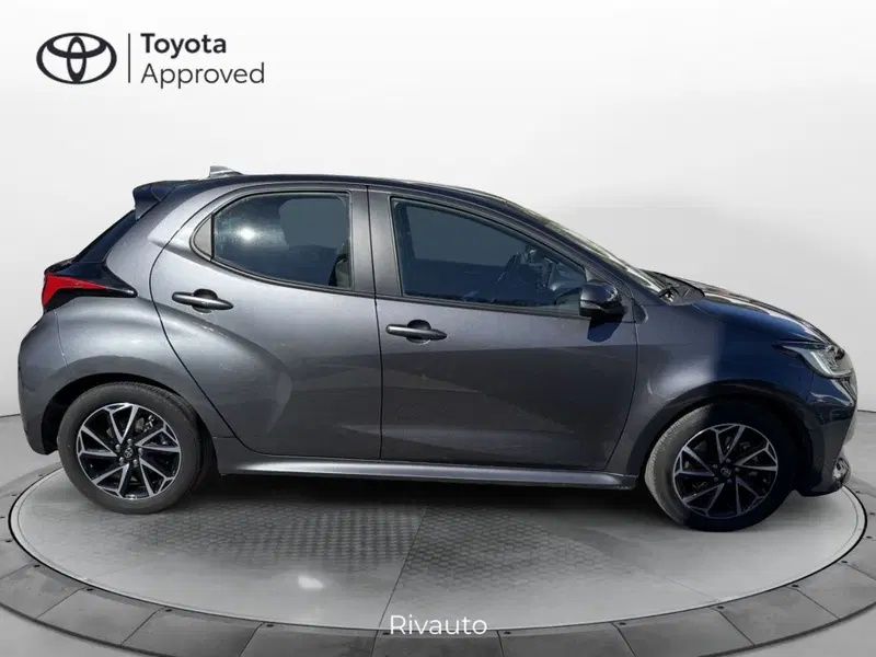 Toyota Yaris usata a Como (12)