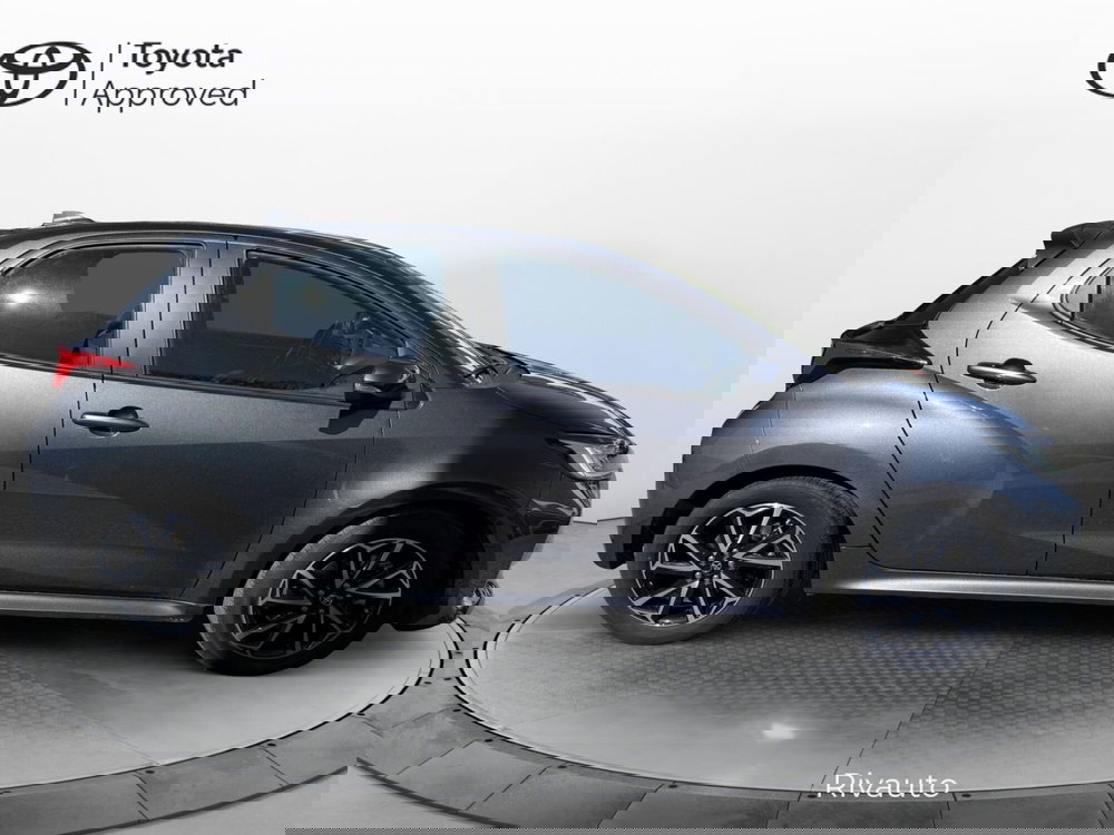 Toyota Yaris usata a Como (12)