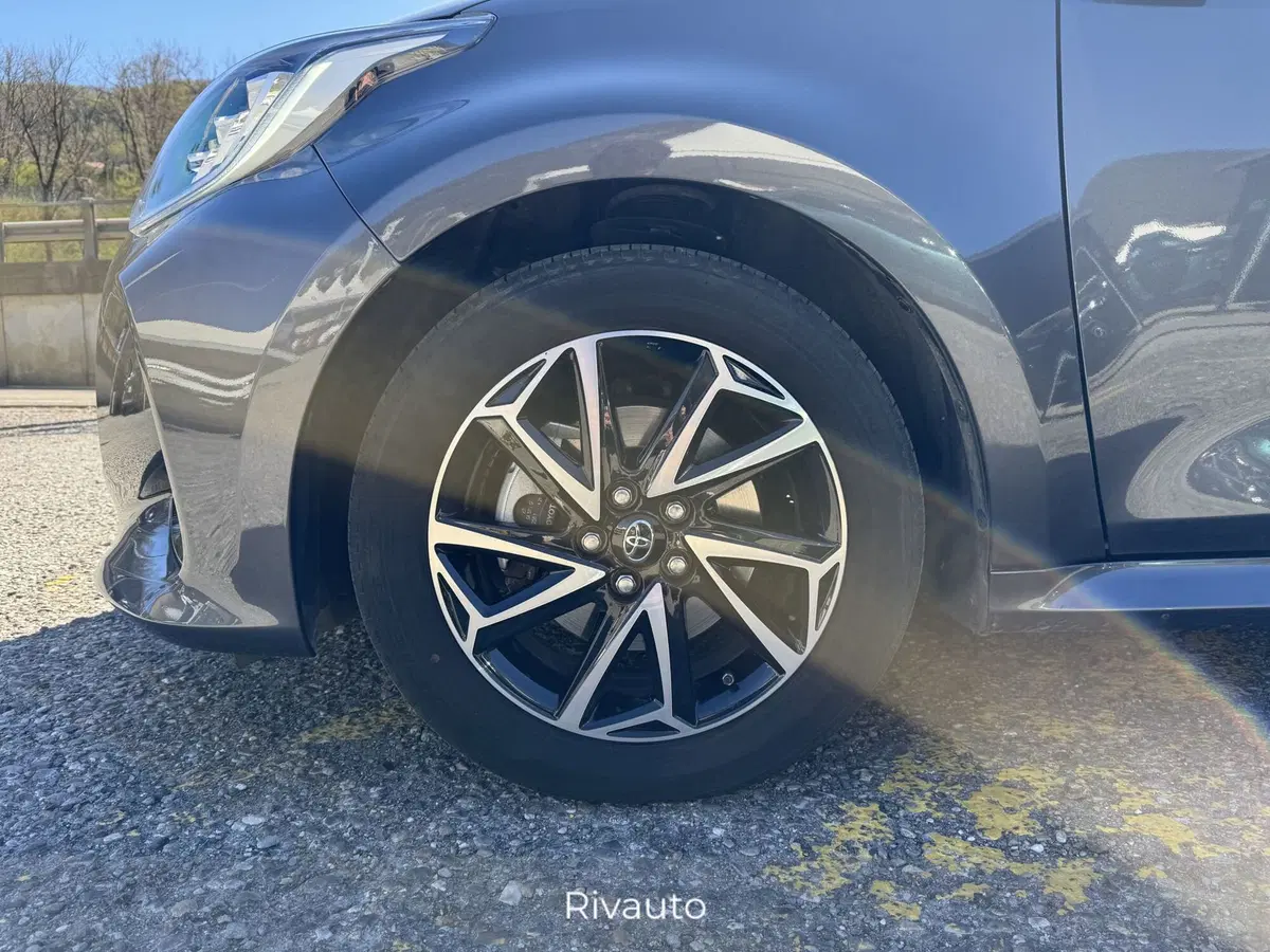 Toyota Yaris usata a Como (13)