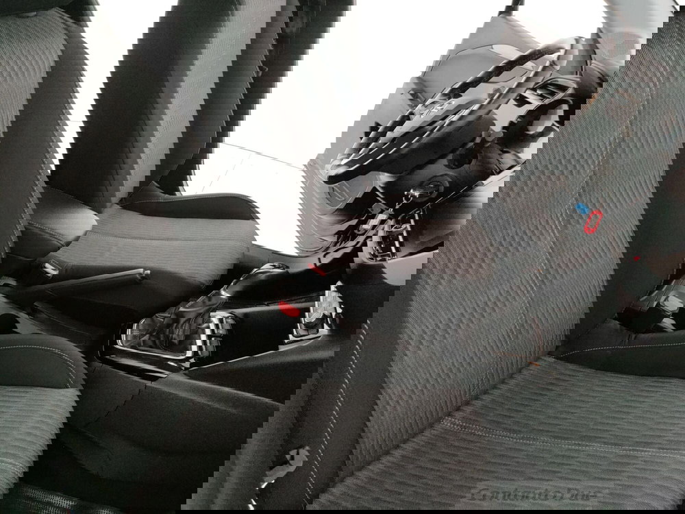 Opel Corsa usata a Caserta (13)