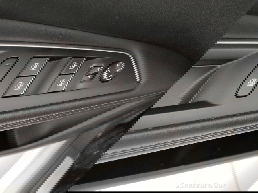 Peugeot 3008 usata a Caserta (17)