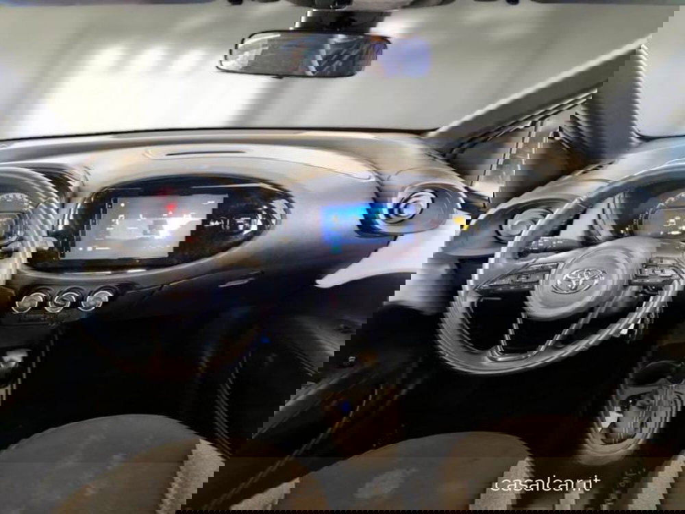 Toyota Aygo X usata a Salerno (9)