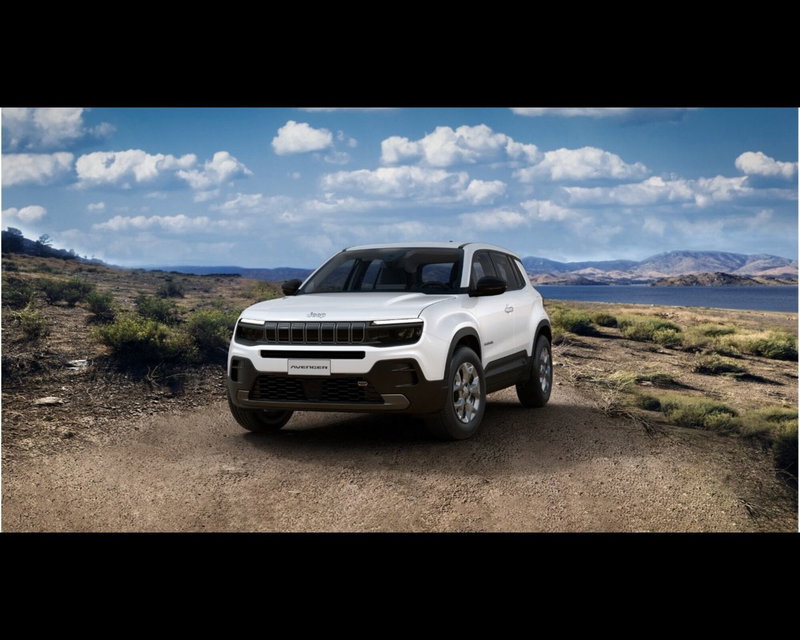 Jeep Avenger nuova a Torino