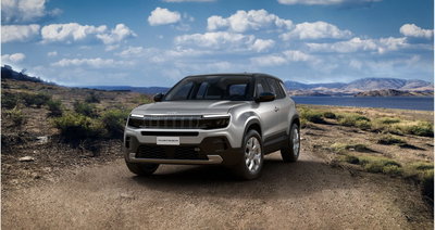 Jeep Avenger full-electric Altitude fwd 156cv auto nuova a Torino
